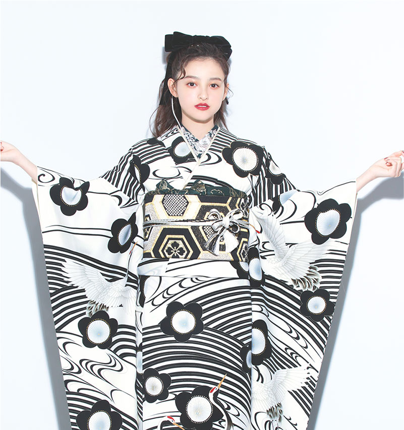 振袖 吉祥梅鶴(黒)