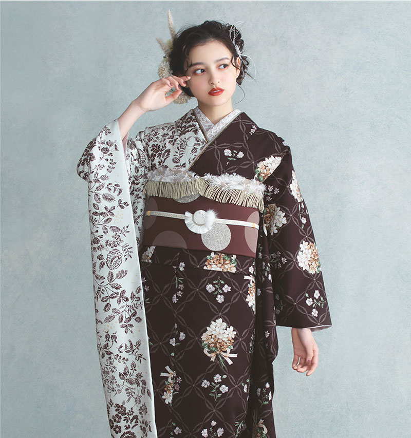 振袖 更紗×すみれブーケ(片身替り/ブラウン)