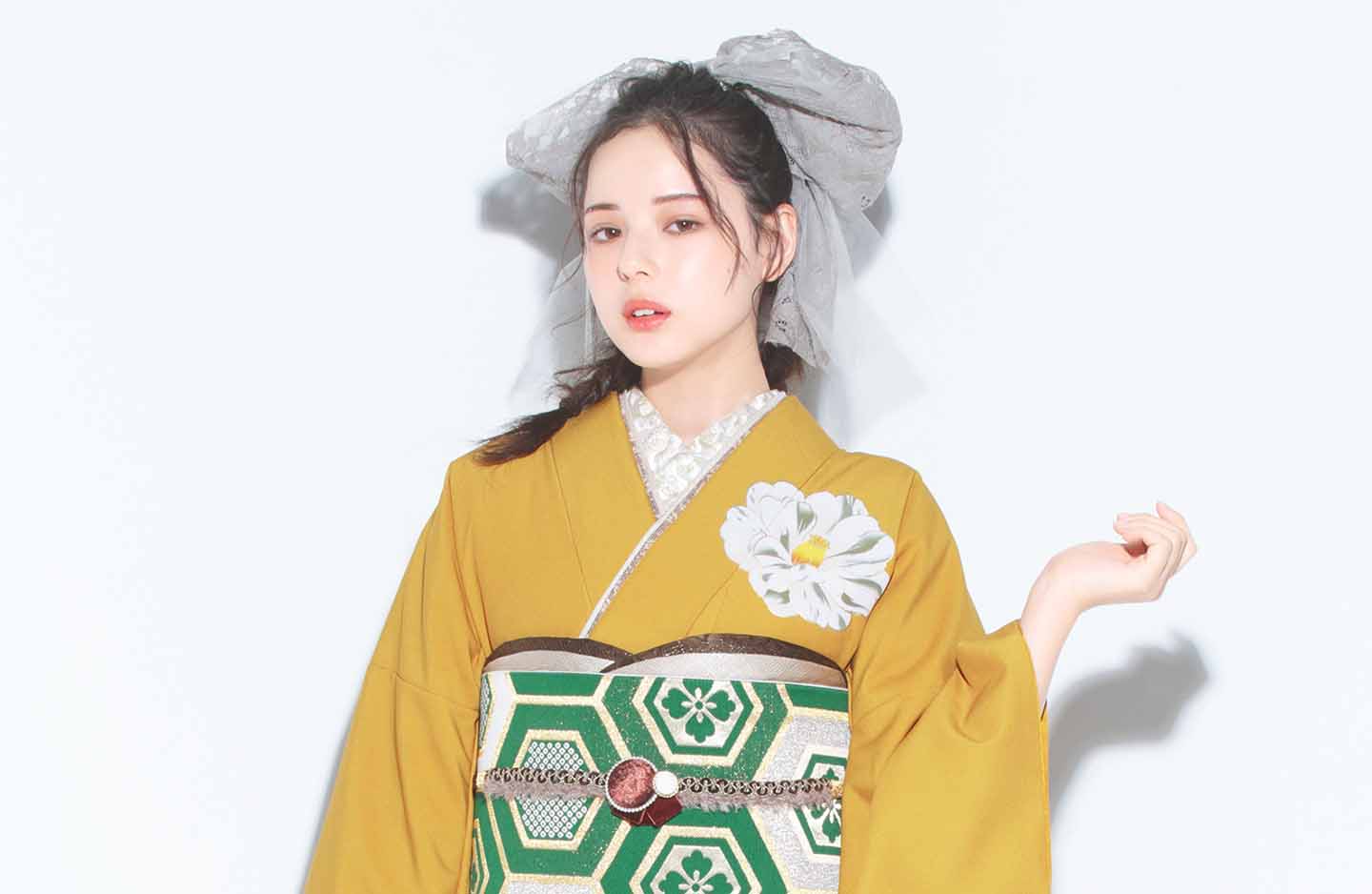 振袖 つばき家紋(カラシ)