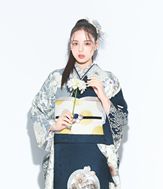 振袖 花丸紋と菊(片身替り/紺)