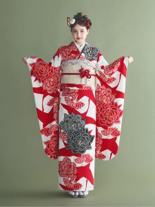 振袖 疋田乱菊(赤) 帯 花菱亀甲(白金) 小物別売