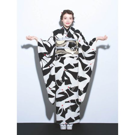 片身替りシルエット鶴・白黒(1)