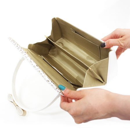 クリスタルパンチング 白 (4)