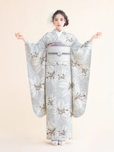 振袖 百合(グレー) 帯 おしどり(白銀) 小物別売