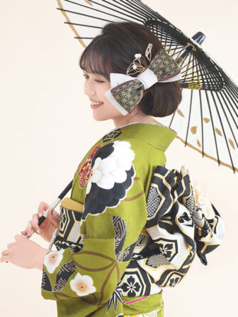 正絹振袖 花玉(緑) 帯 花菱亀甲(黒) 小物別売