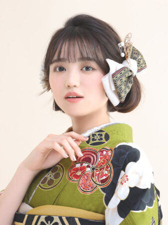 正絹振袖 花玉(緑) 帯 花菱亀甲(黒) 小物別売